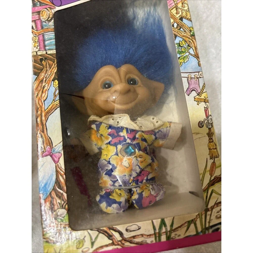 Vintage TREASURE TROLLS DOLL With Wishstone Ace Novelty  Blue Hair.  CH